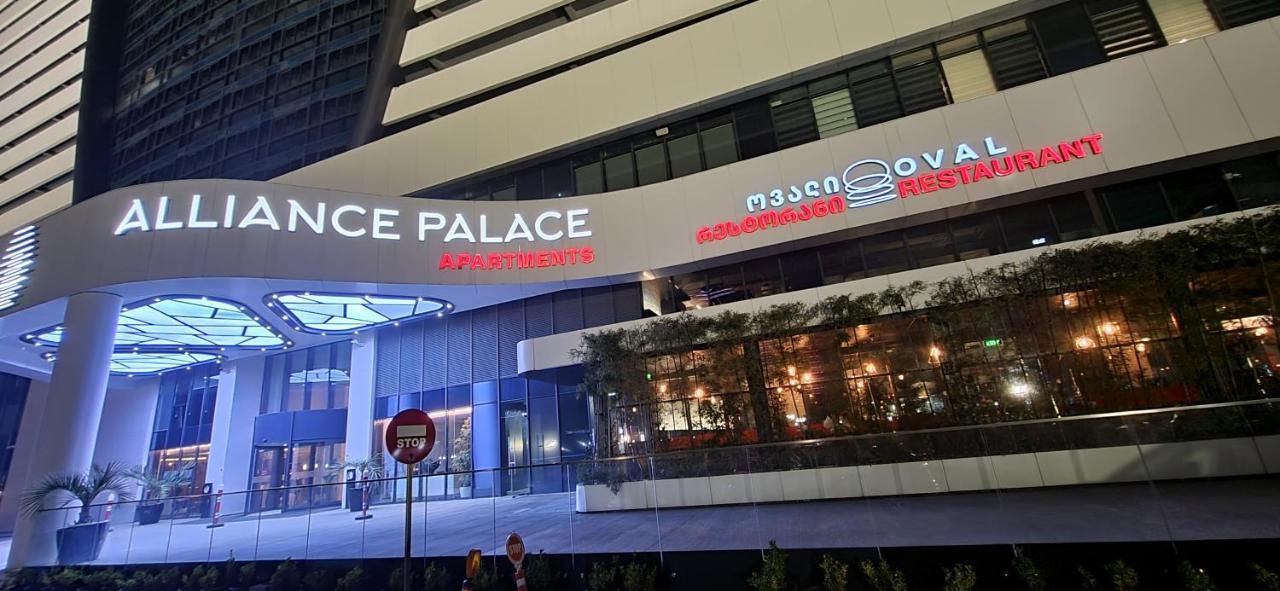 Black Sea Apartments Alliance Palace Batumi Esterno foto